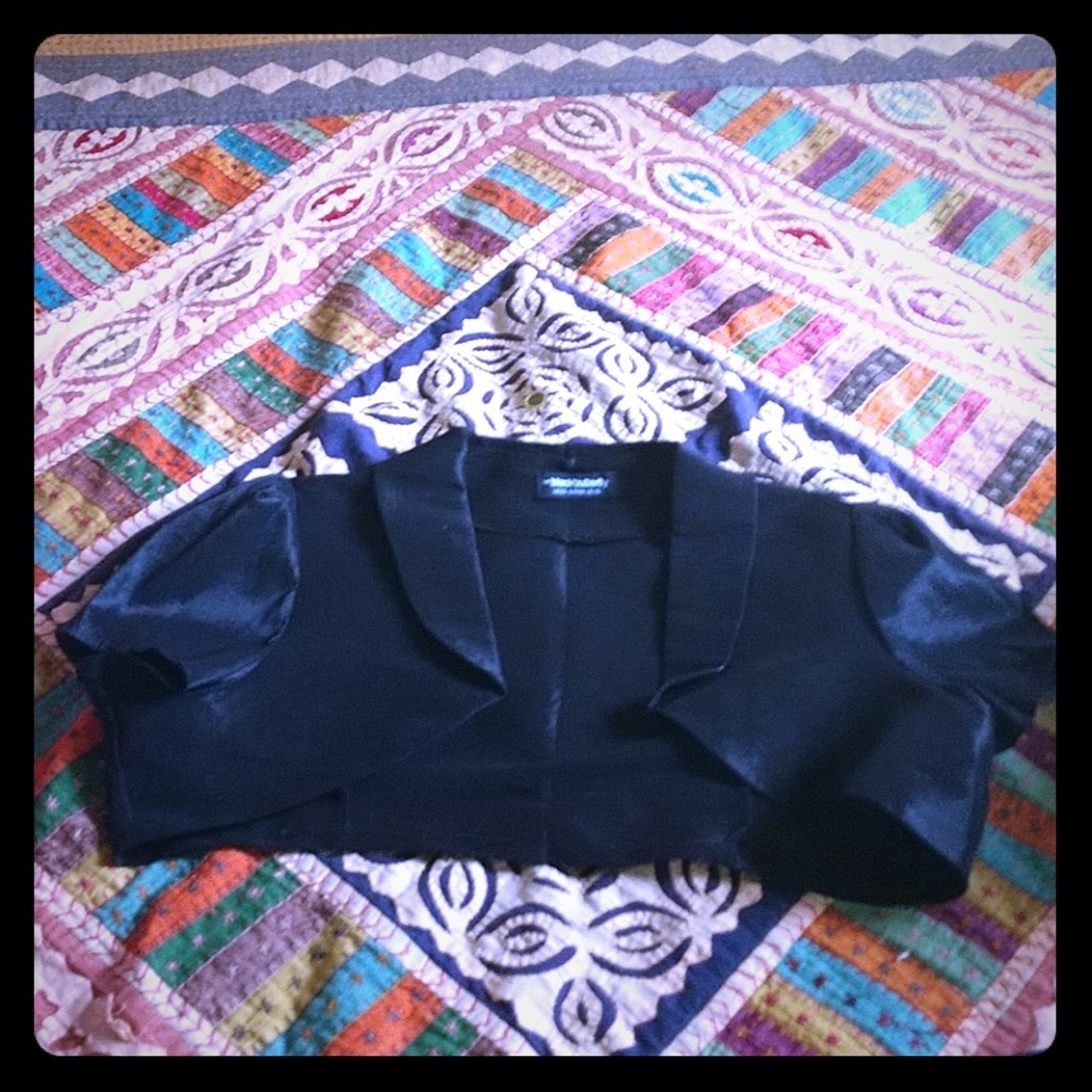 Short sleeve Dressy Shrug
